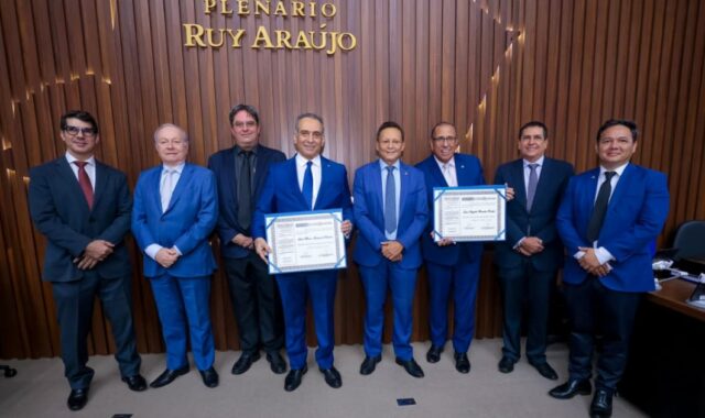 Dirigentes do CIEAM passam a ter cidadania amazonense após homenagem na Aleam