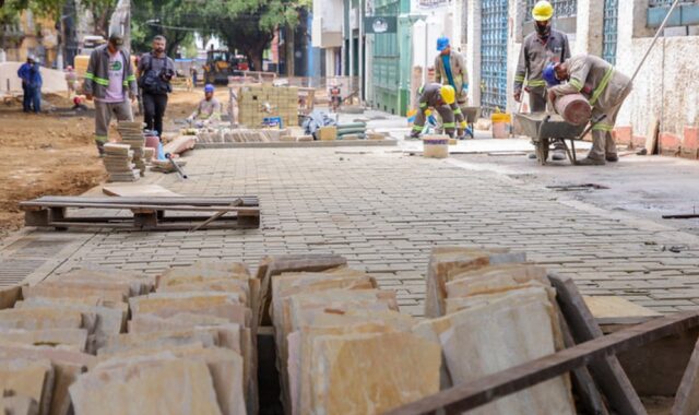 Rua Ferreira Pena passa por requalificação com projeto licenciado pelo Iphan em Manaus