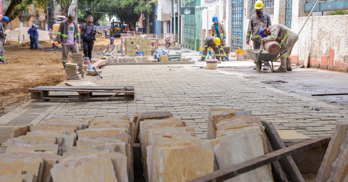 Rua Ferreira Pena passa por requalificação com projeto licenciado pelo Iphan em Manaus
