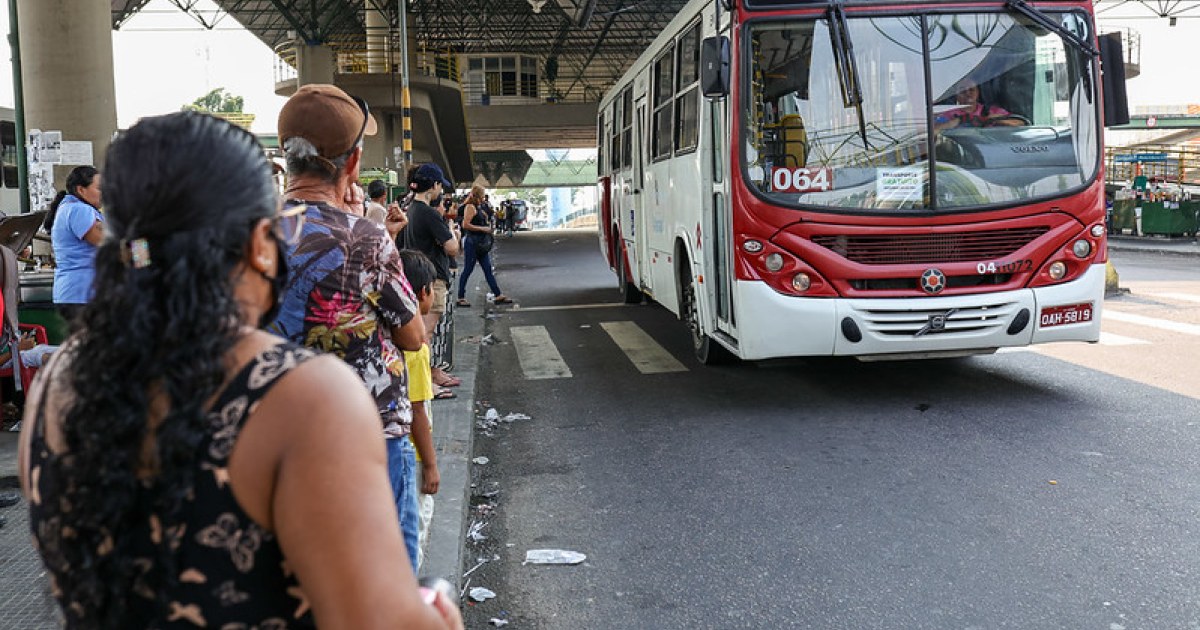 Serviço Transporta levará eleitores com dificuldade de locomoção às urnas em Manaus
