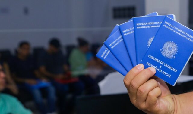 Sine Manaus tem 100 vagas para auxiliar de produção no setor eletroeletrônico