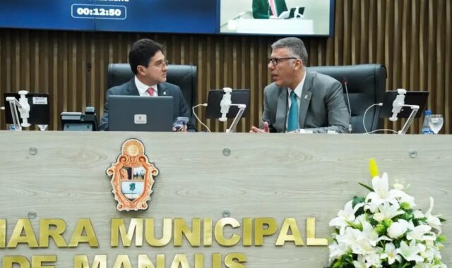 Câmara de Manaus debate resposta escalonada à fumaça, com suspensão de aulas em alertas altos