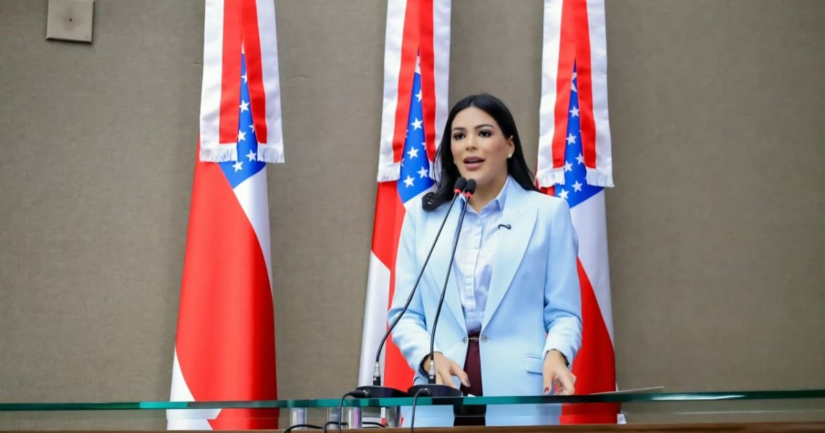 Na Aleam, Mayra Dias apresenta pedidos sobre alimentação escolar e plano de saúde
